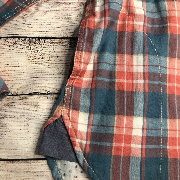 Dylan Plaid Long Sleeve Button Down Shirt Size S - Picture 4 of 6